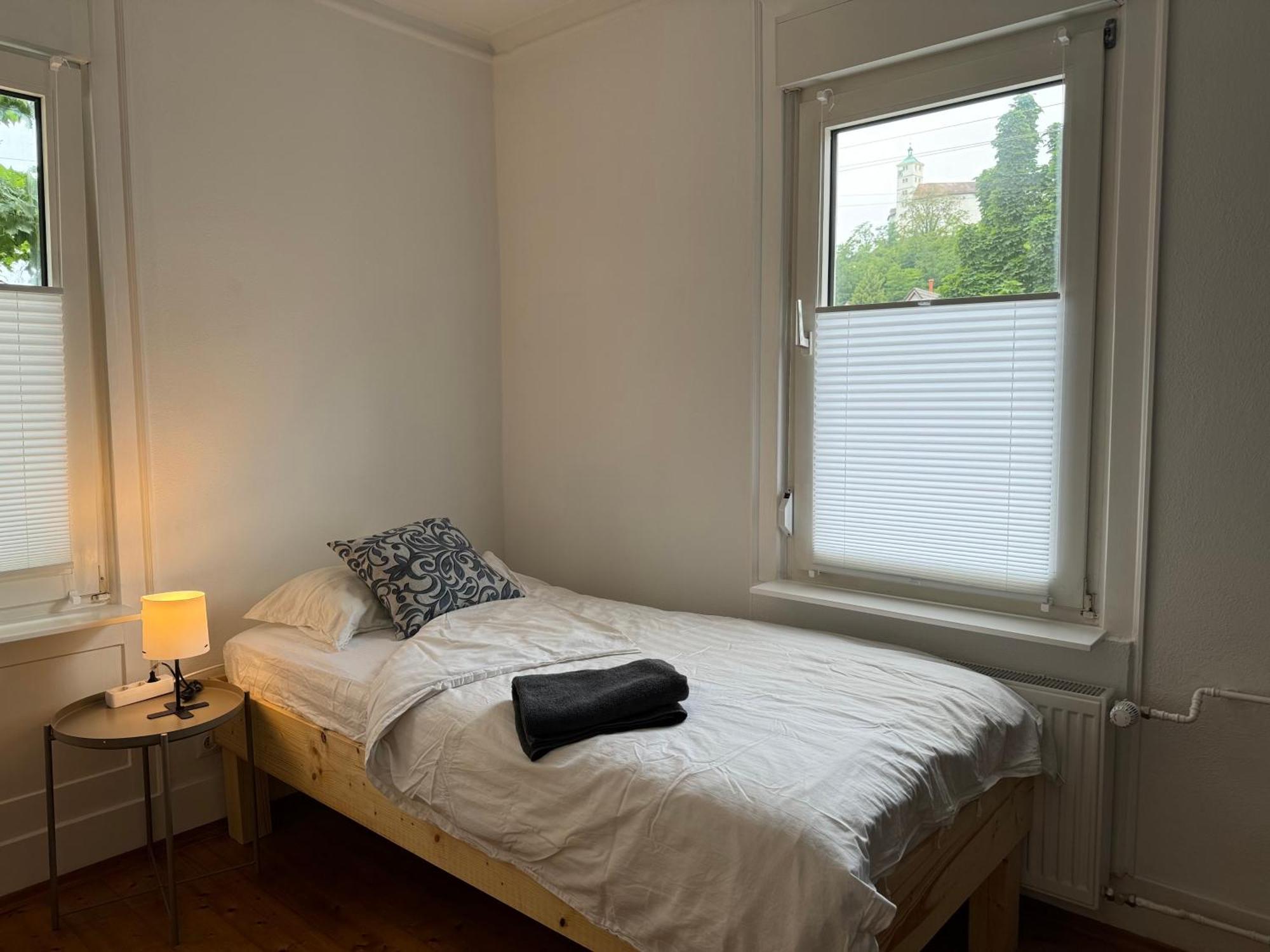 90Qm 4-Zimmer-Wohnung - Apartment Friedrichstrasse Vaihingen-sur-l'Enz Extérieur photo