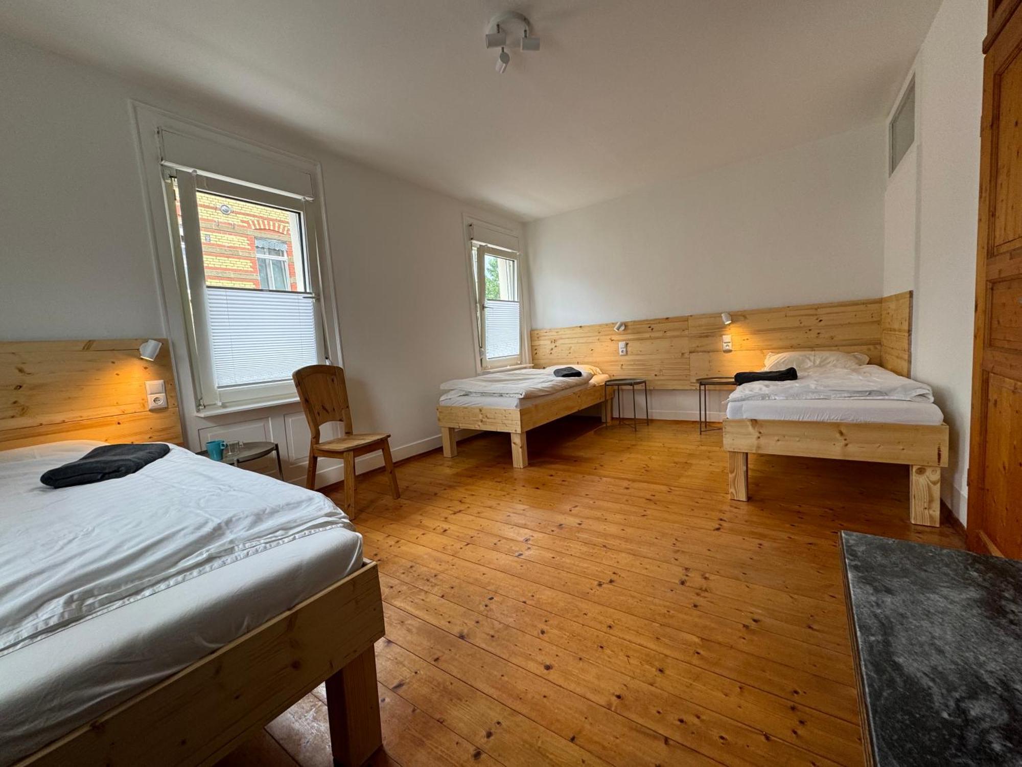 90Qm 4-Zimmer-Wohnung - Apartment Friedrichstrasse Vaihingen-sur-l'Enz Extérieur photo